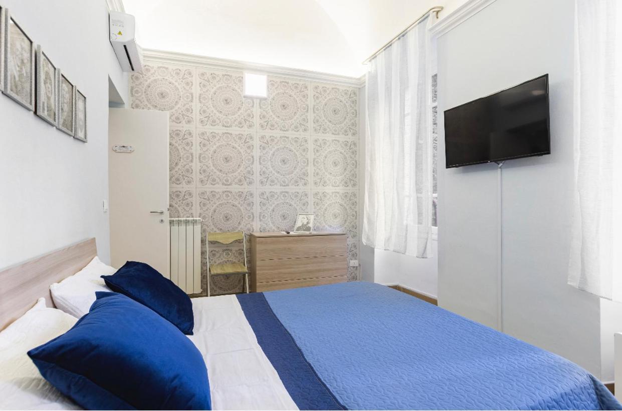 Celebrity House Apartment Сан Ремо Екстериор снимка